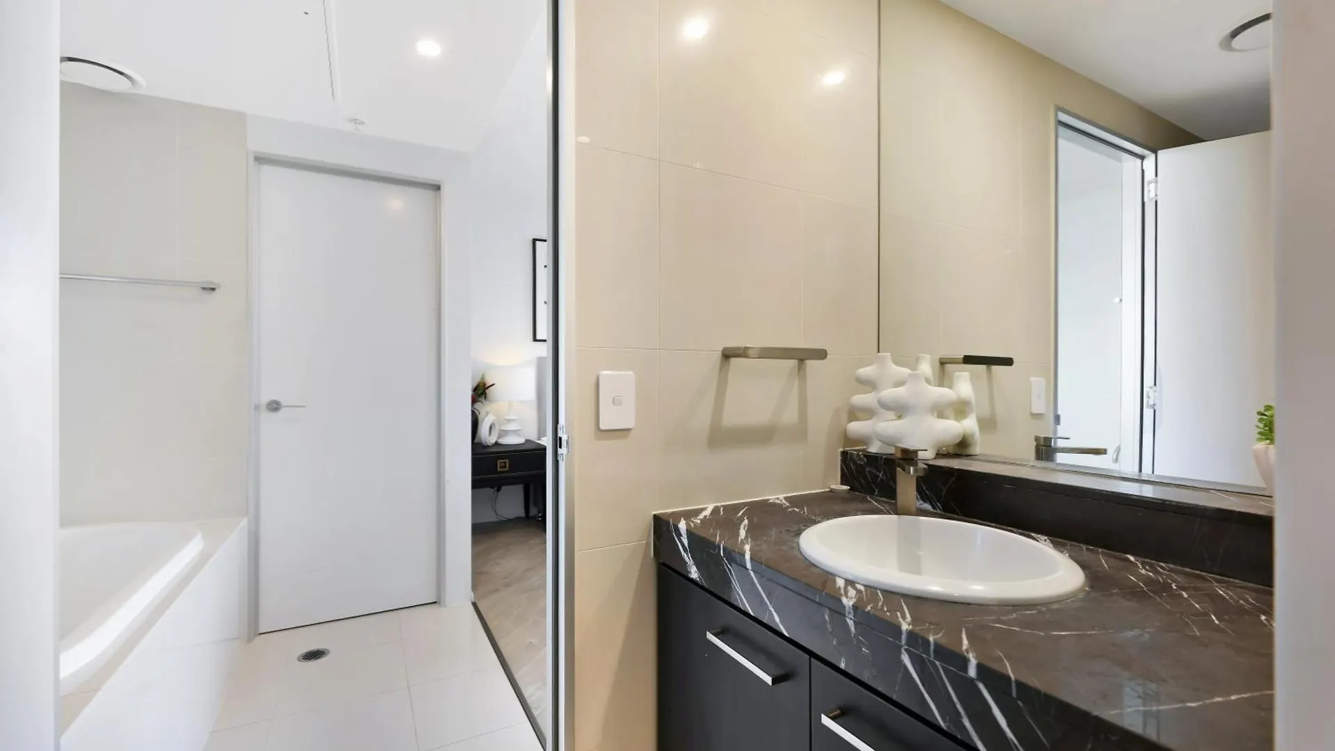 Avalon Apartments - Qstay 黄金海岸