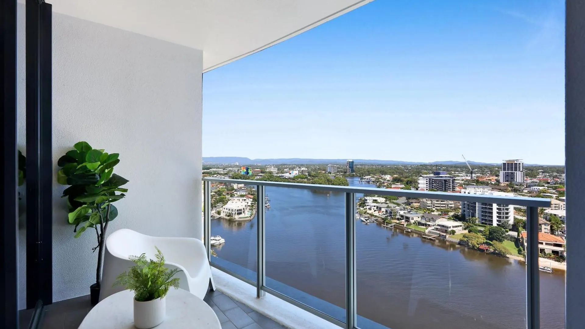 Avalon Apartments - Qstay 黄金海岸